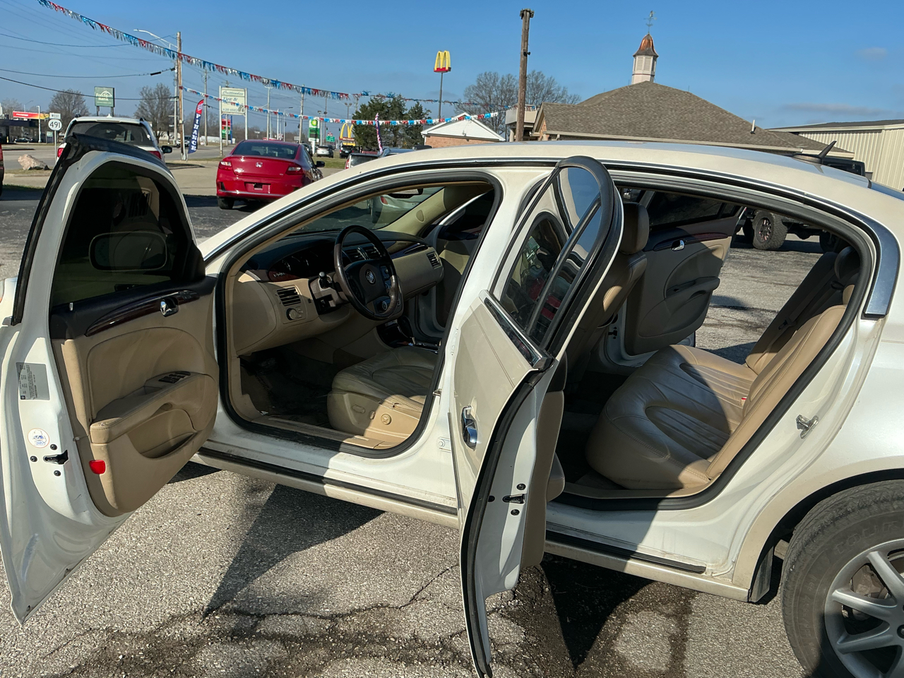 Buick Lucerne 4dr Sdn V6 CXL 2008