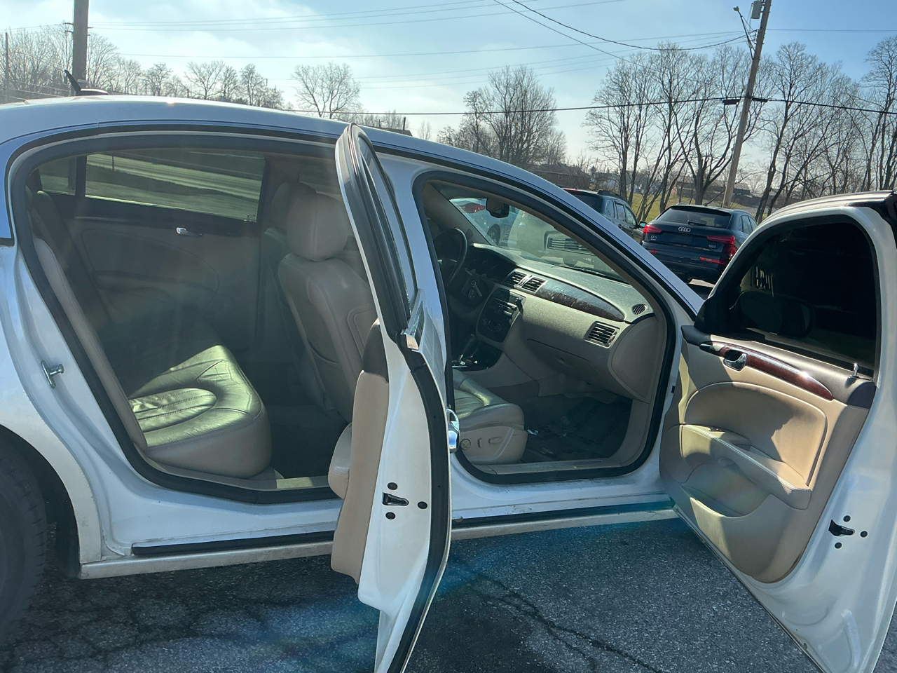 Buick Lucerne 4dr Sdn V6 CXL 2008