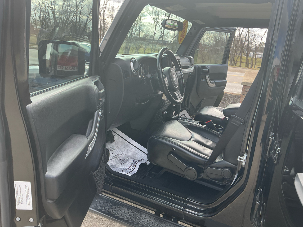 Jeep Wrangler Unlimited 4WD 4dr Sahara 2016