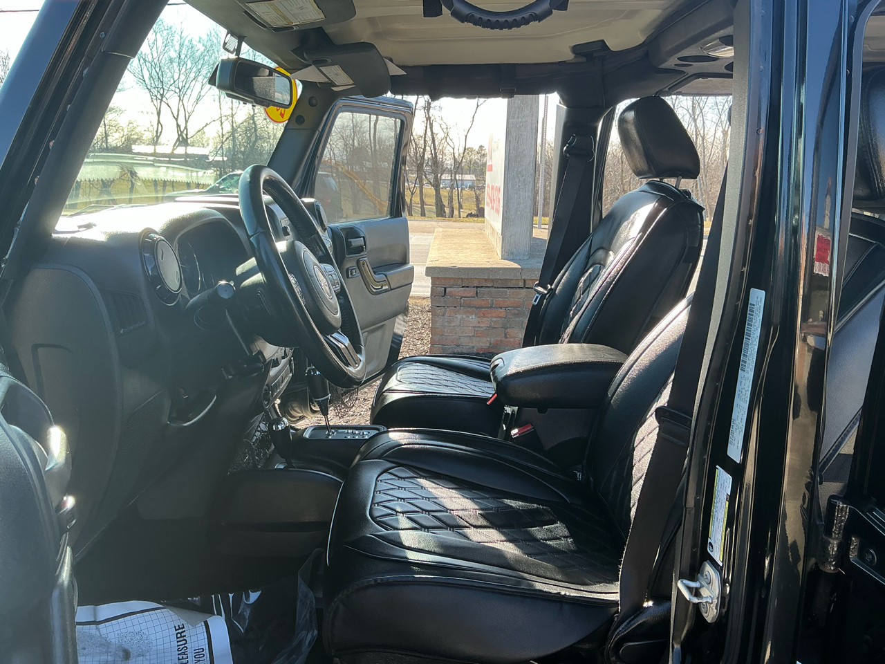 Jeep Wrangler Unlimited 4WD 4dr Altitude 2015