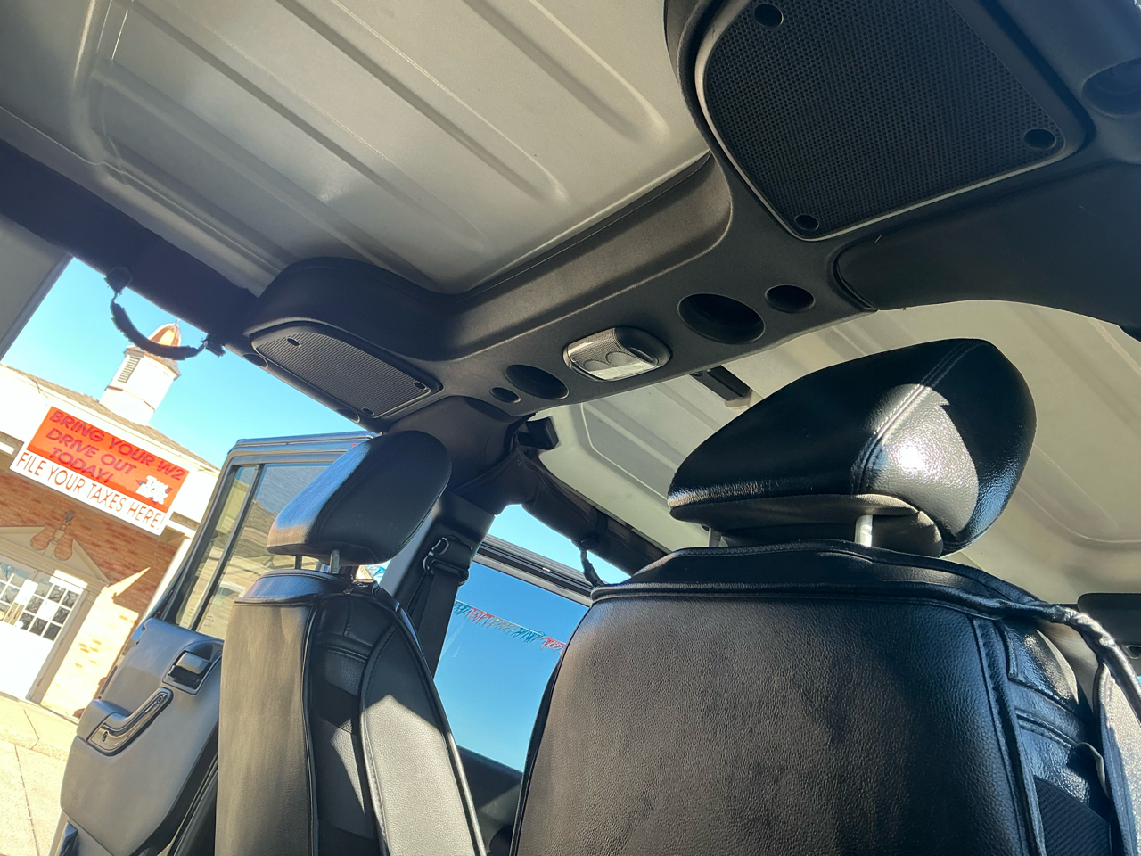 Jeep Wrangler Unlimited 4WD 4dr Altitude 2015