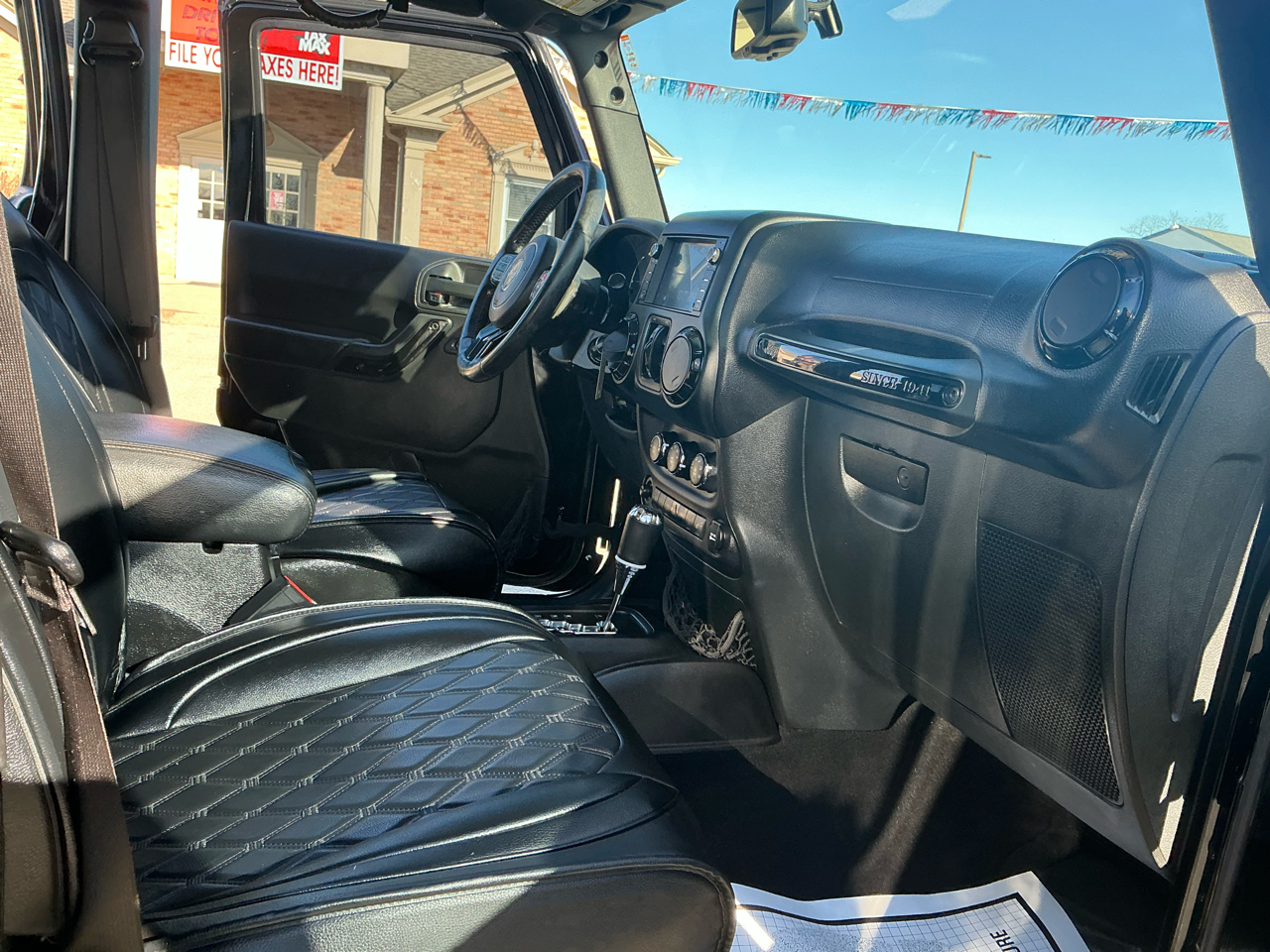 Jeep Wrangler Unlimited 4WD 4dr Altitude 2015