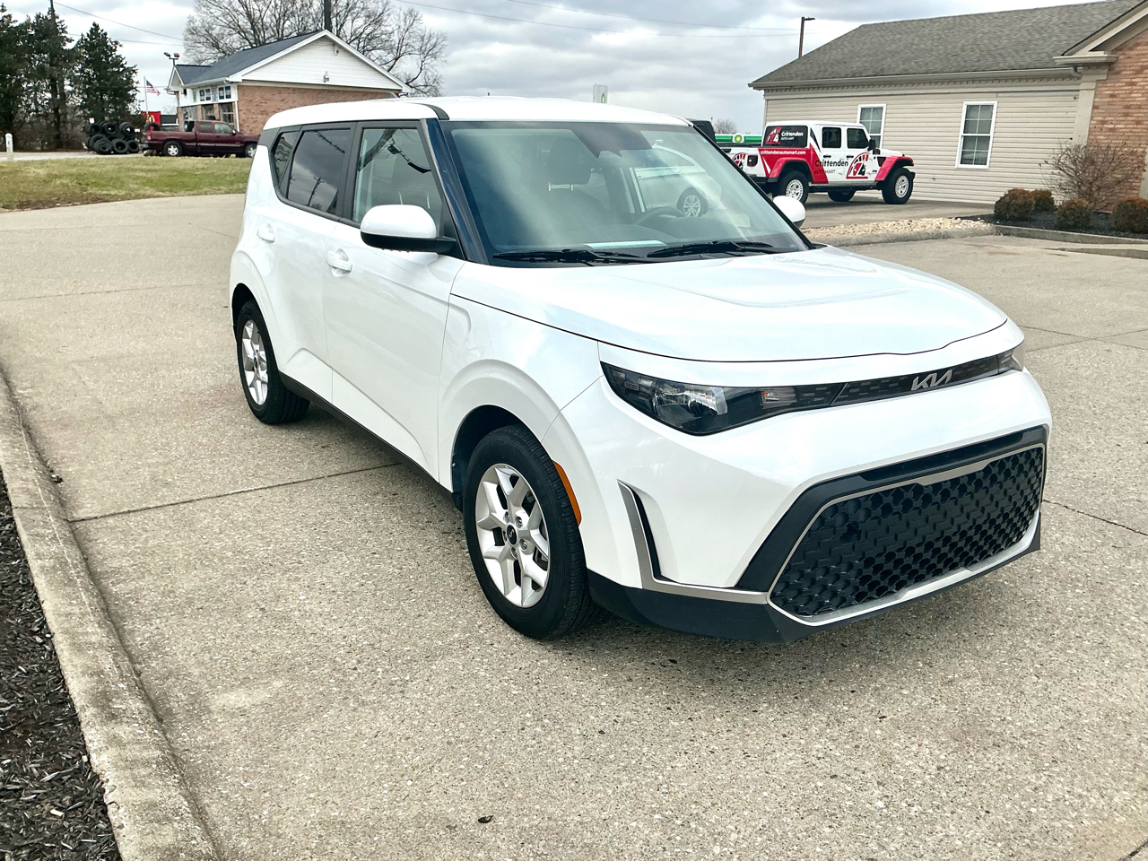 Kia Soul LX FWD 2025