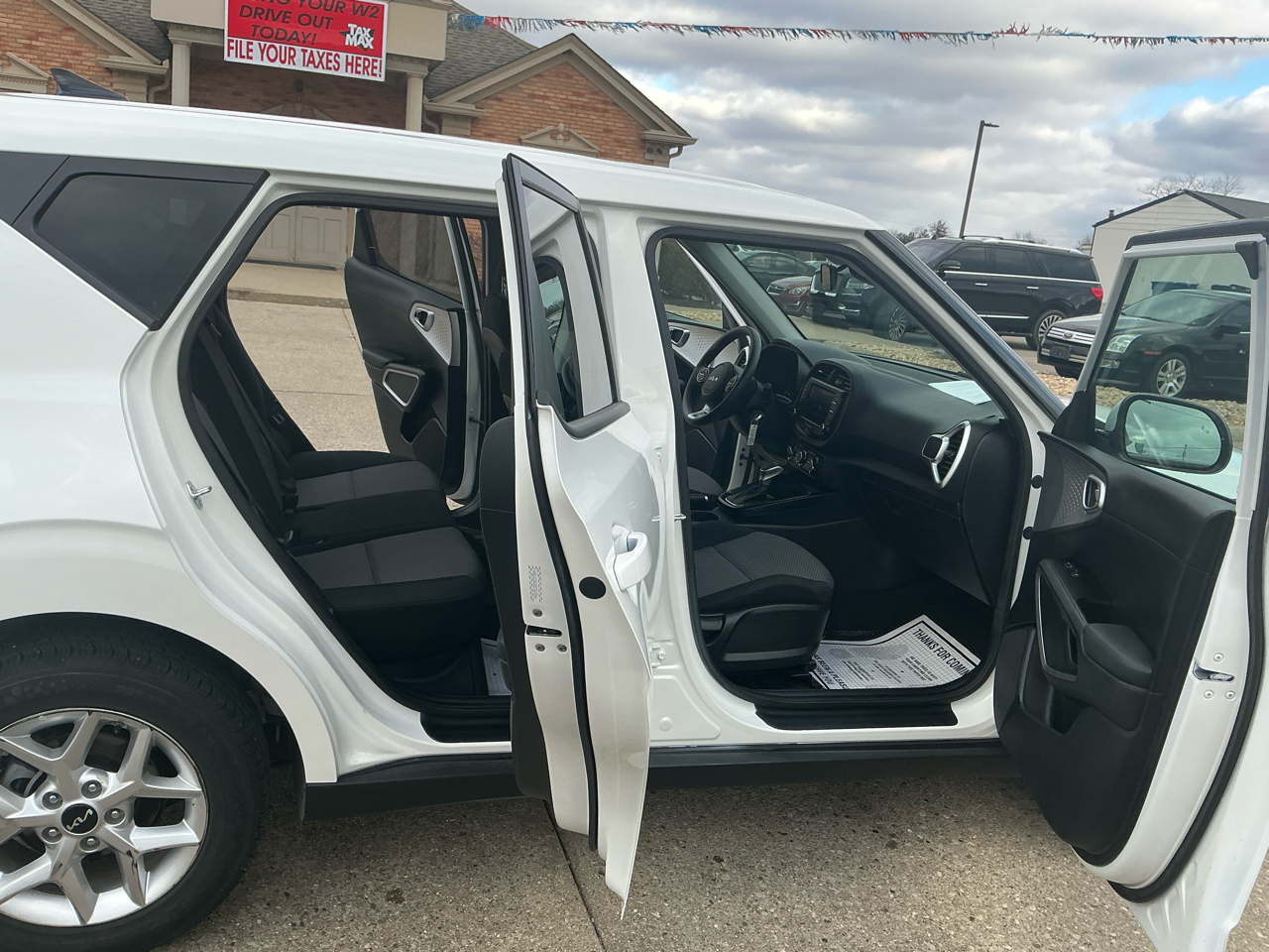 Kia Soul LX FWD 2025