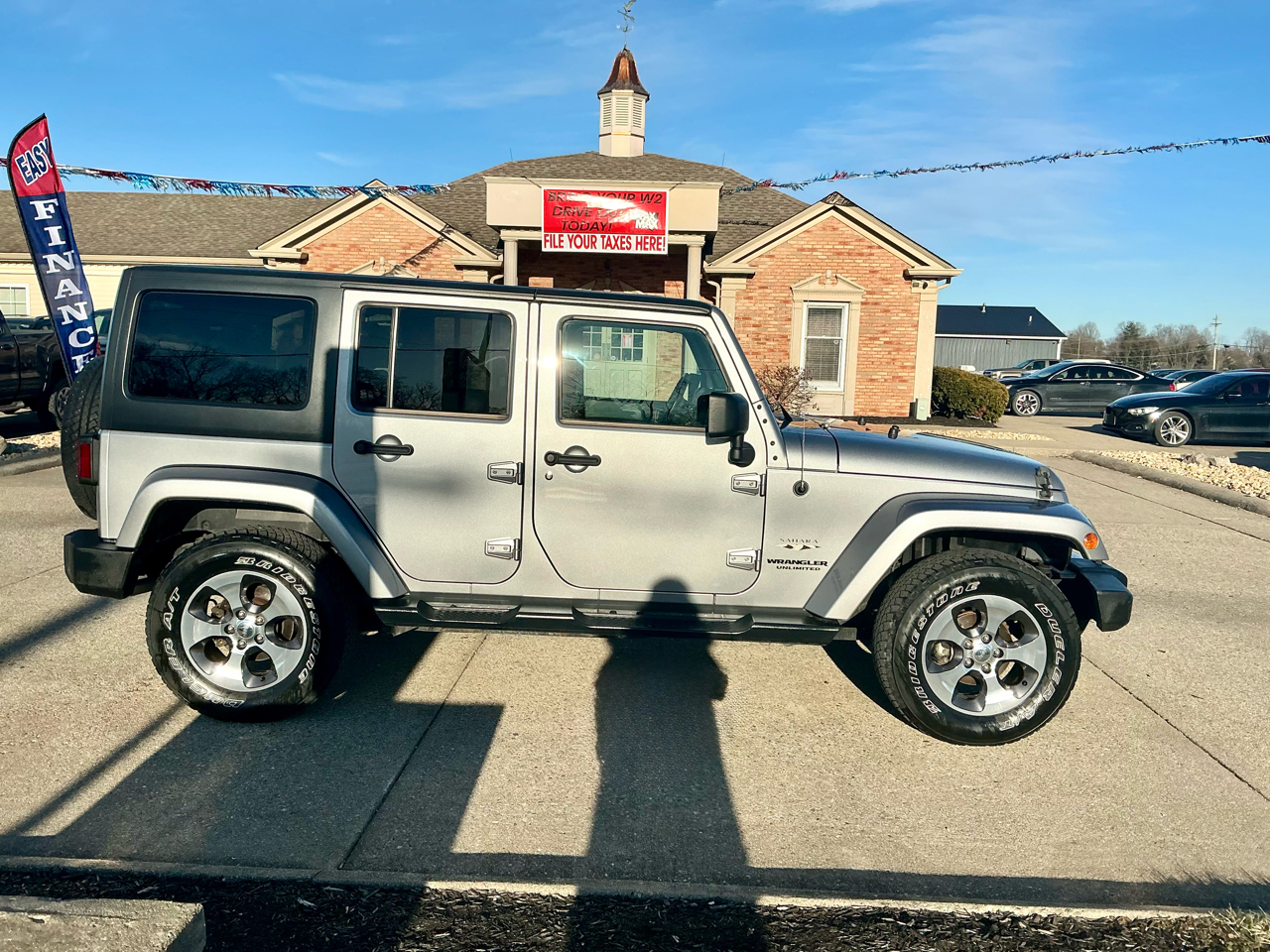Jeep Wrangler Unlimited 4WD 4dr Sahara 2016