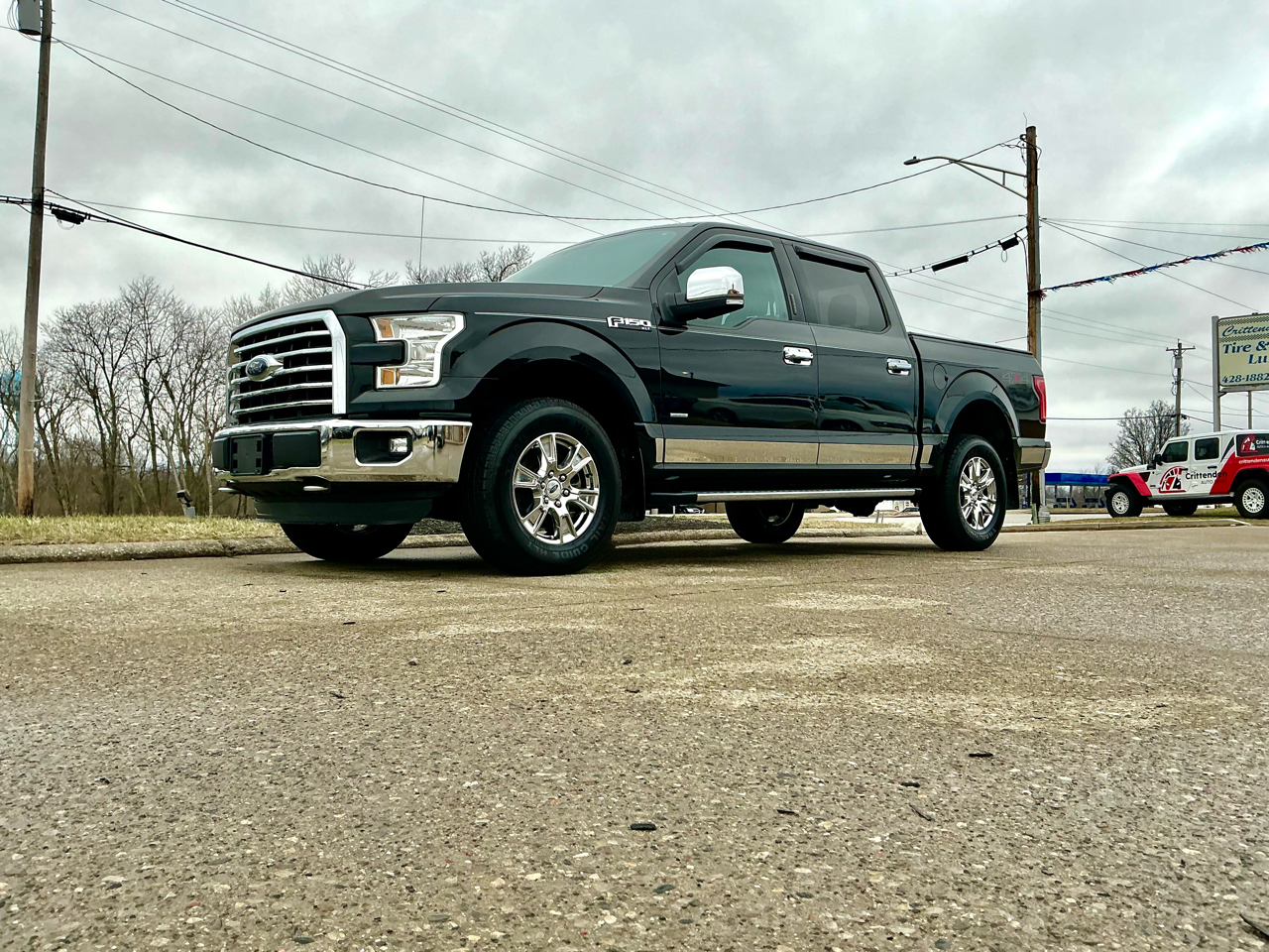 Ford F-150 XL 4WD SuperCrew 5.5' Box 2017