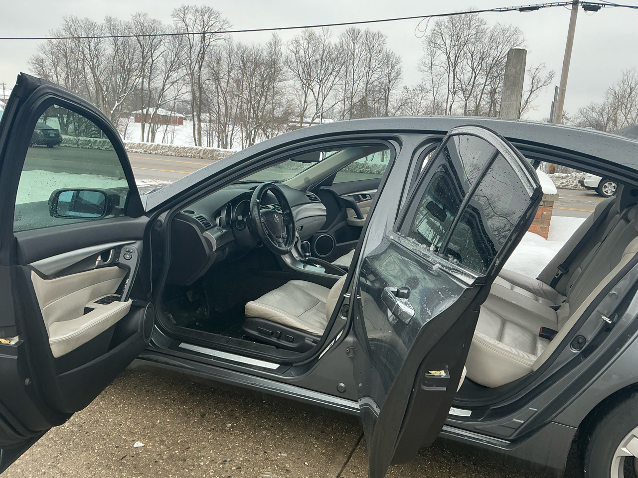 Acura TL 4dr Sdn Auto SH-AWD Tech 2010