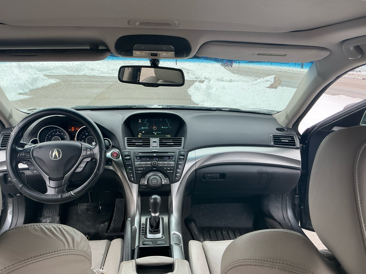 Acura TL 4dr Sdn Auto SH-AWD Tech 2010