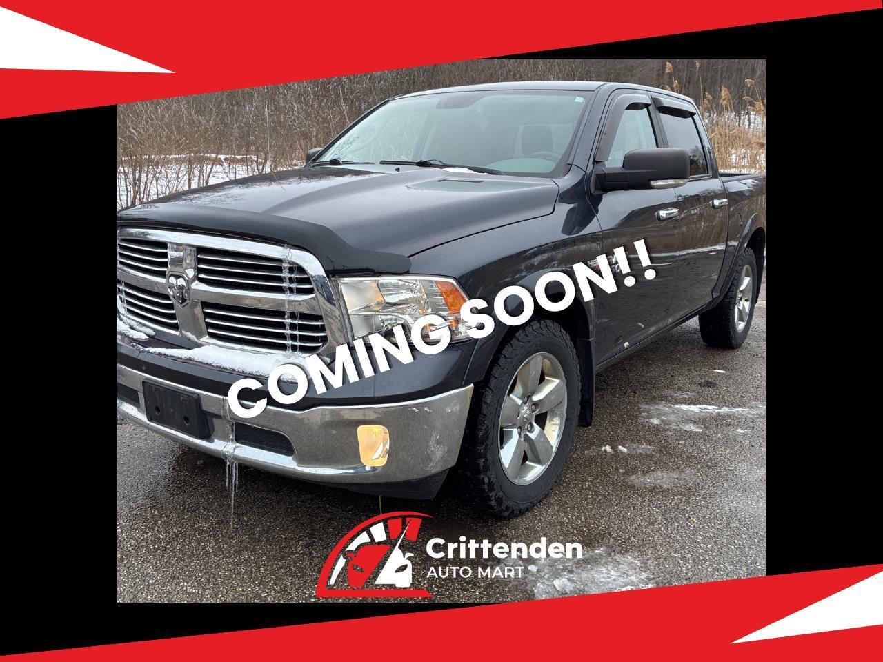 2014 RAM 1500 4WD Crew Cab 140.5" Big Horn