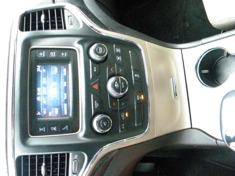 Jeep Grand Cherokee Laredo 4WD 2014 Jeep Grand Cherokee Laredo 4WD 2014