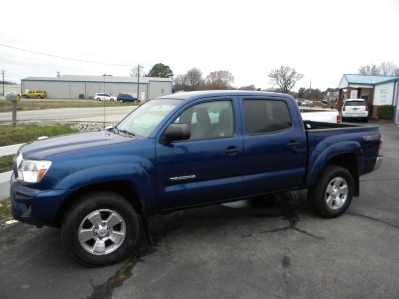 2015 Toyota Tacoma Double Cab V6 6MT 4WD