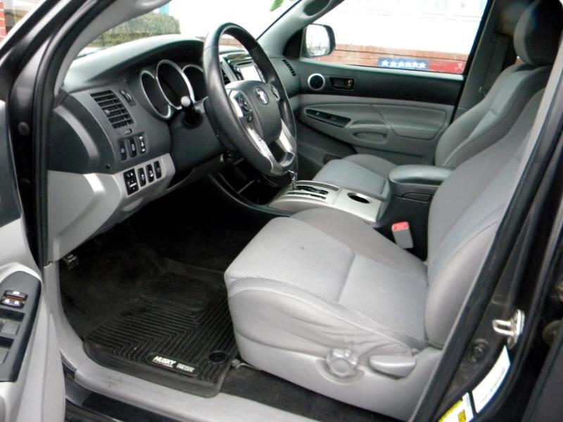 Toyota Tacoma Double Cab V6 5AT 4WD 2014