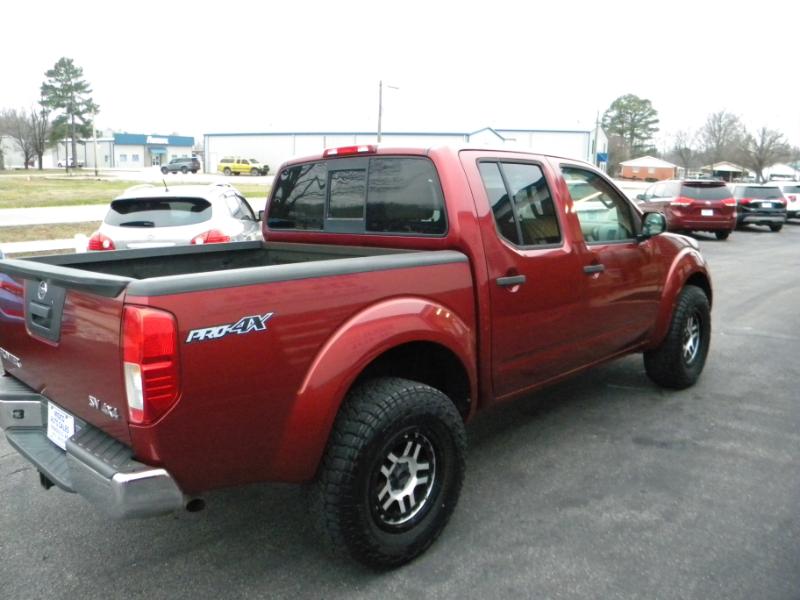 Nissan Frontier Crew Cab 4x4 SV V6 Auto 2016