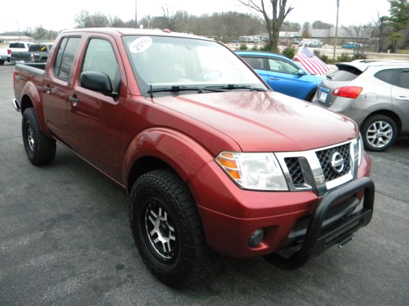 Nissan Frontier Crew Cab 4x4 SV V6 Auto 2016