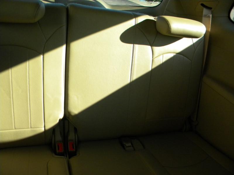 Buick Enclave Leather FWD 2012