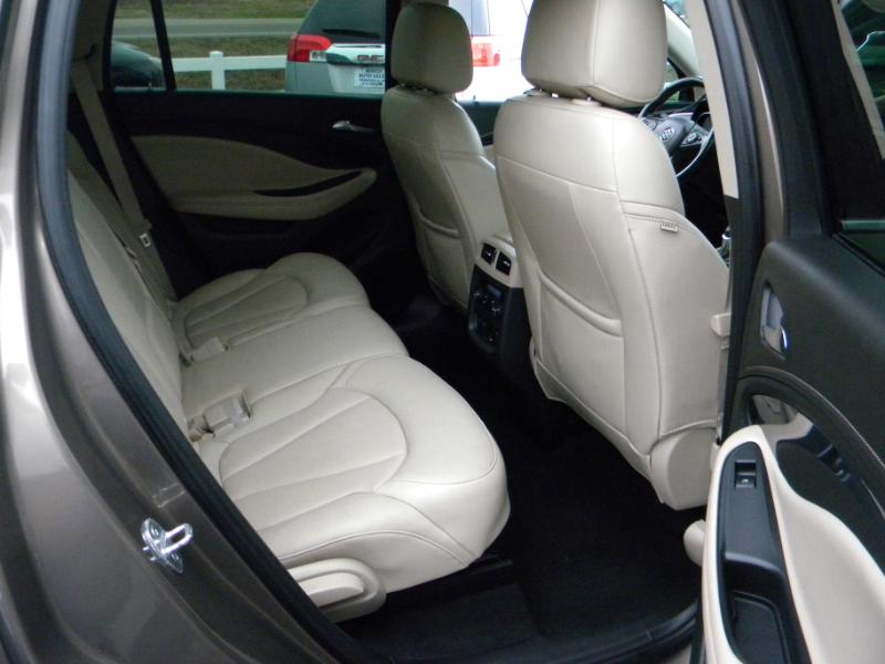 Buick Envision Essense 2017