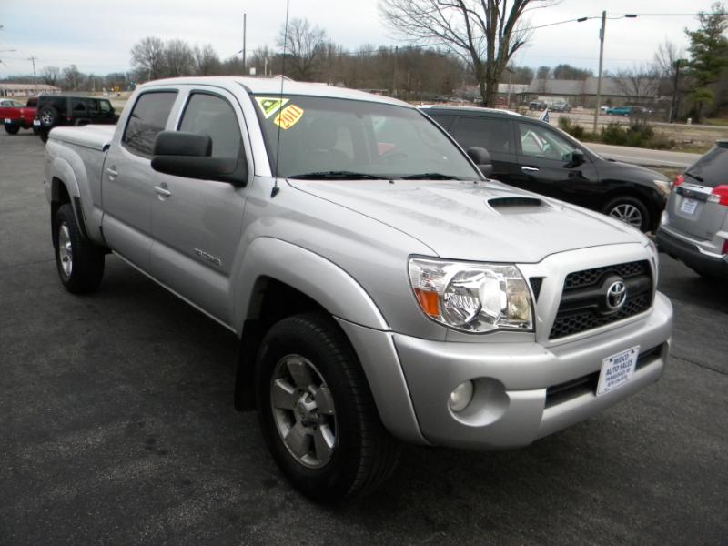 Toyota Tacoma Double Cab Long Bed V6 Auto 4WD 2011