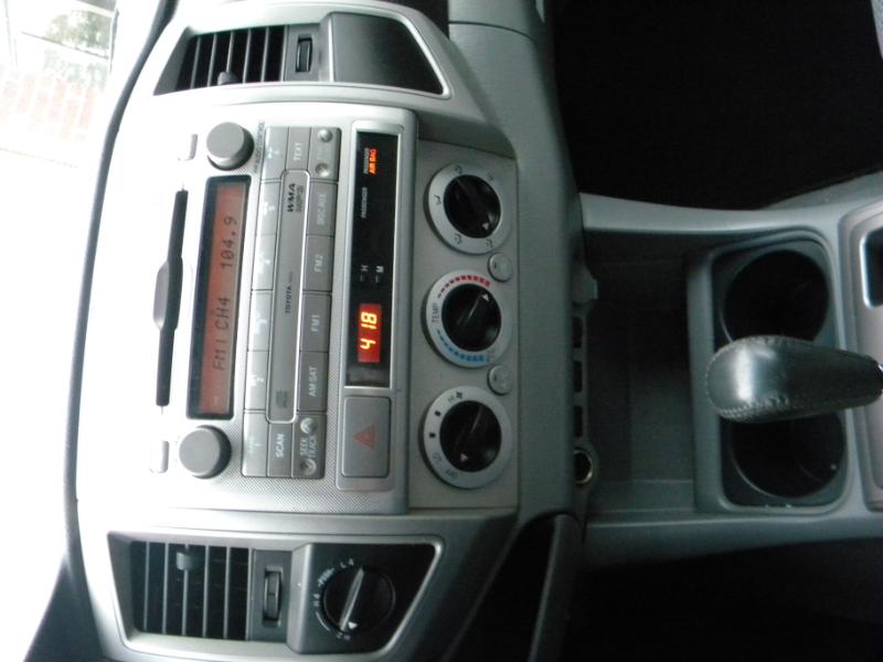 Toyota Tacoma Double Cab Long Bed V6 Auto 4WD 2011