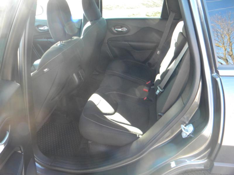 Jeep Cherokee Latitude 4WD 2016