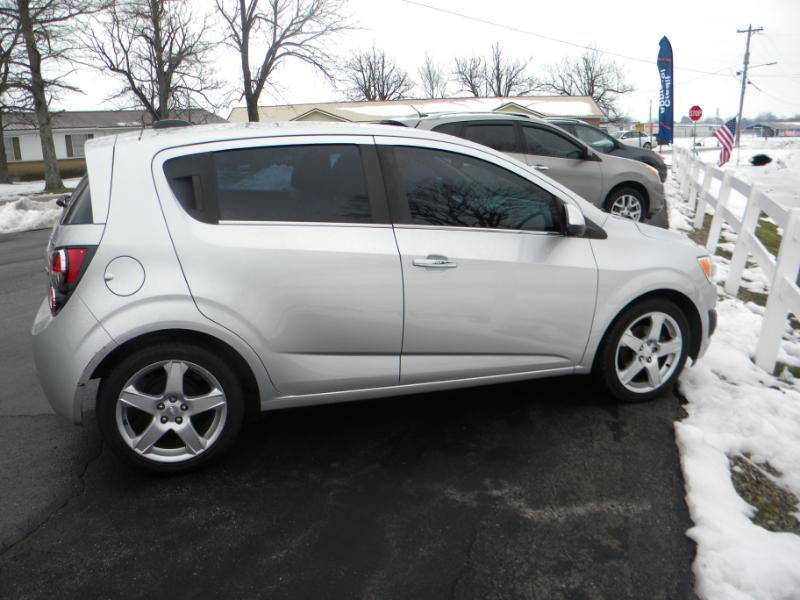 Chevrolet Sonic LTZ Auto 5-Door 2015