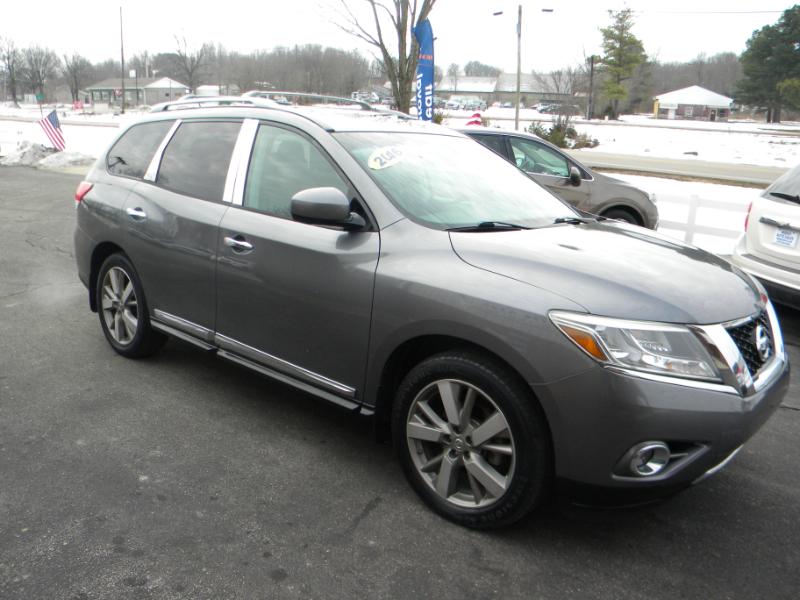 Nissan Pathfinder Platinum 4WD 2016