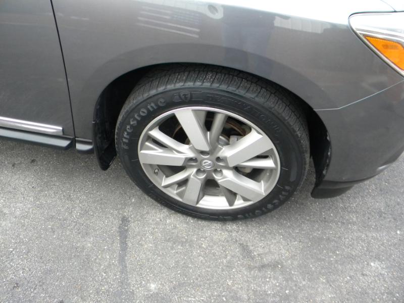 Nissan Pathfinder Platinum 4WD 2016