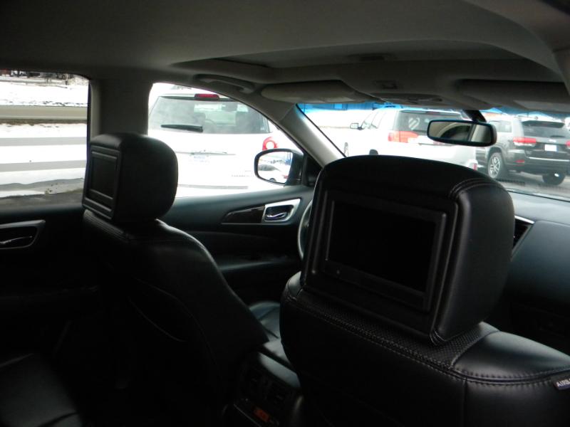 Nissan Pathfinder Platinum 4WD 2016