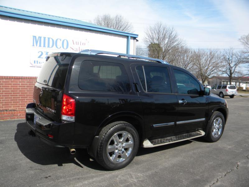 Nissan Armada Platinum 4WD 2010