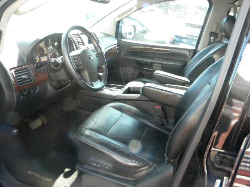 Nissan Armada Platinum 4WD 2010