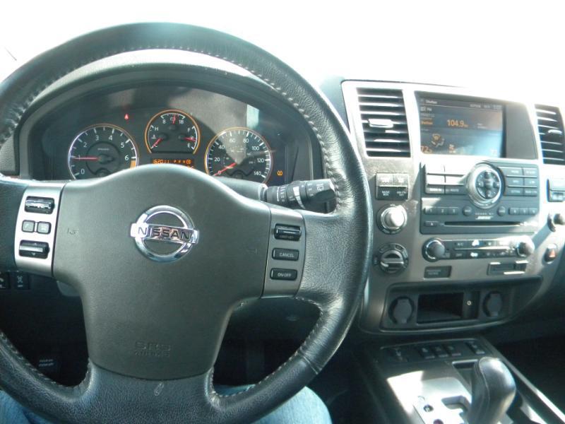 Nissan Armada Platinum 4WD 2010