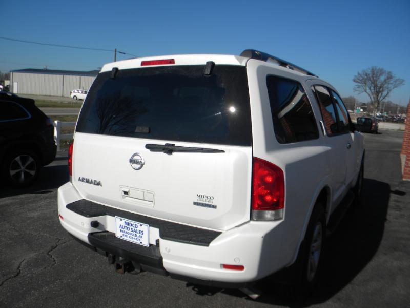 Nissan Armada SL 4WD 2015