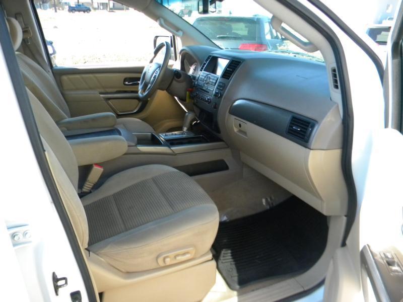 Nissan Armada SL 4WD 2015