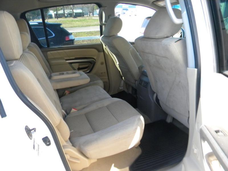 Nissan Armada SL 4WD 2015