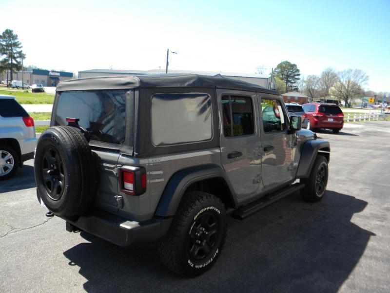 Jeep Wrangler Unlimited Sport 2018