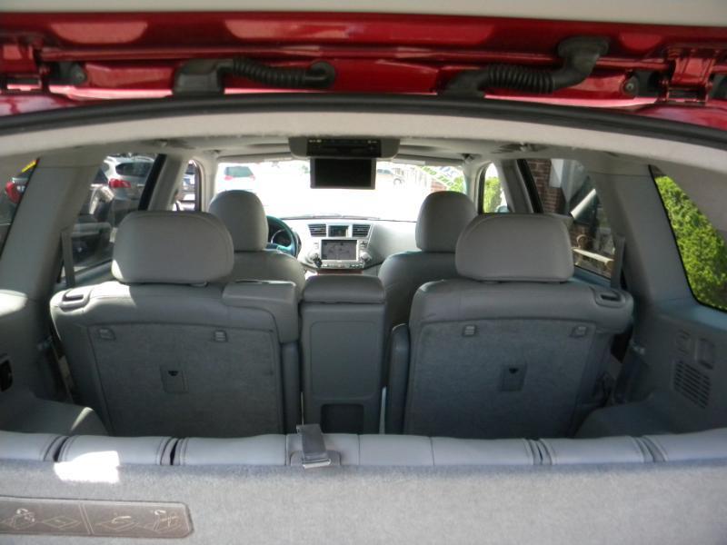 Toyota Highlander Limited 4WD 2010