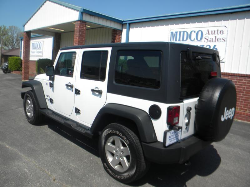 Jeep Wrangler Unlimited Sport 4WD 2017