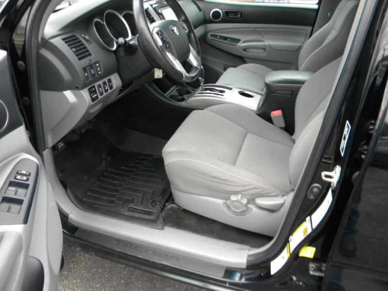 Toyota Tacoma Double Cab V6 5AT 4WD 2015