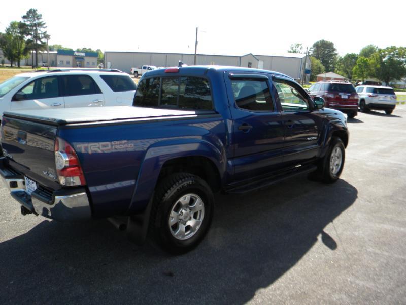 Toyota Tacoma TRD Off Road Double Cab 6' Bed V6 4x4 AT (Natl) 2015