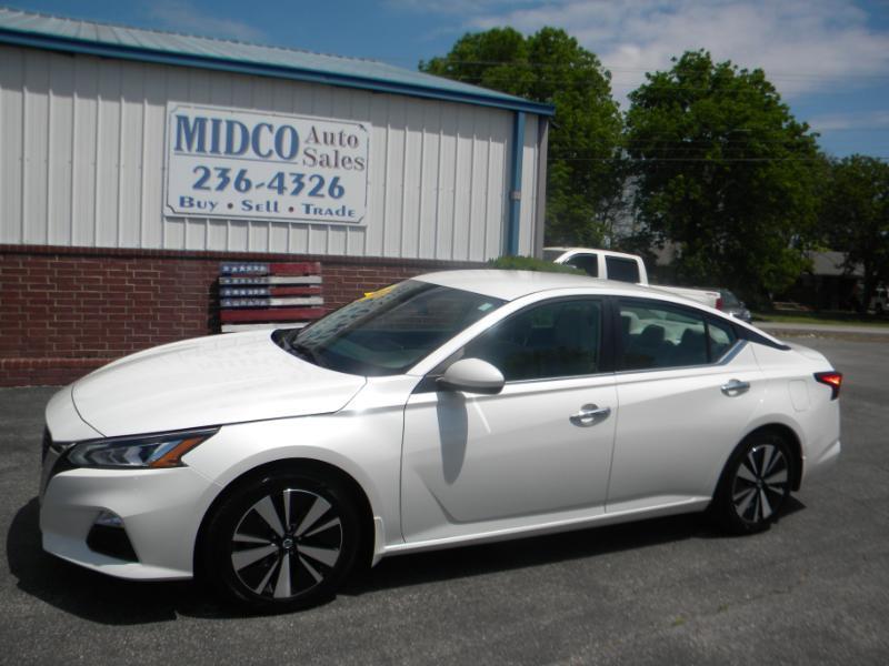 Nissan Altima 2.5 SV 2022