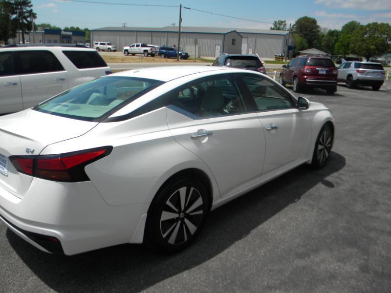 Nissan Altima 2.5 SV 2022