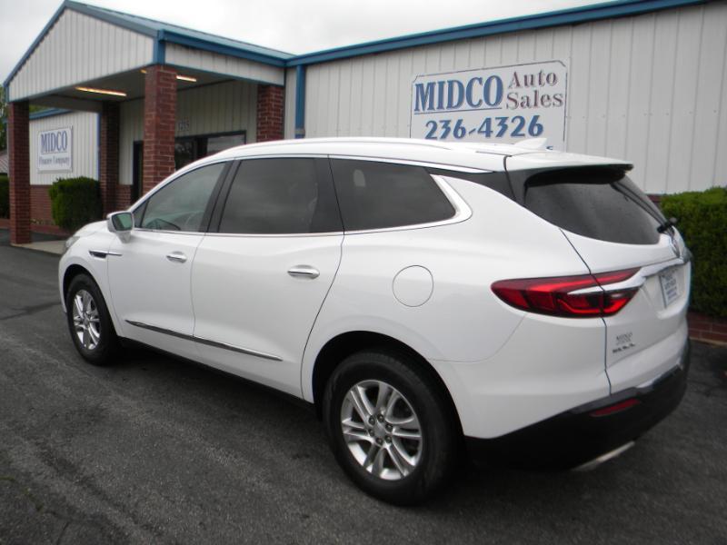 Buick Enclave Essence AWD 2018