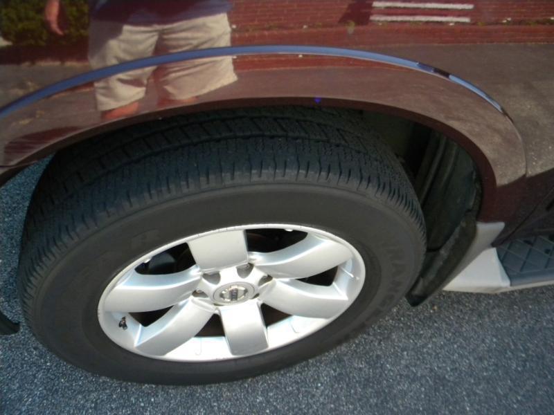 Nissan Armada SL 4WD 2013