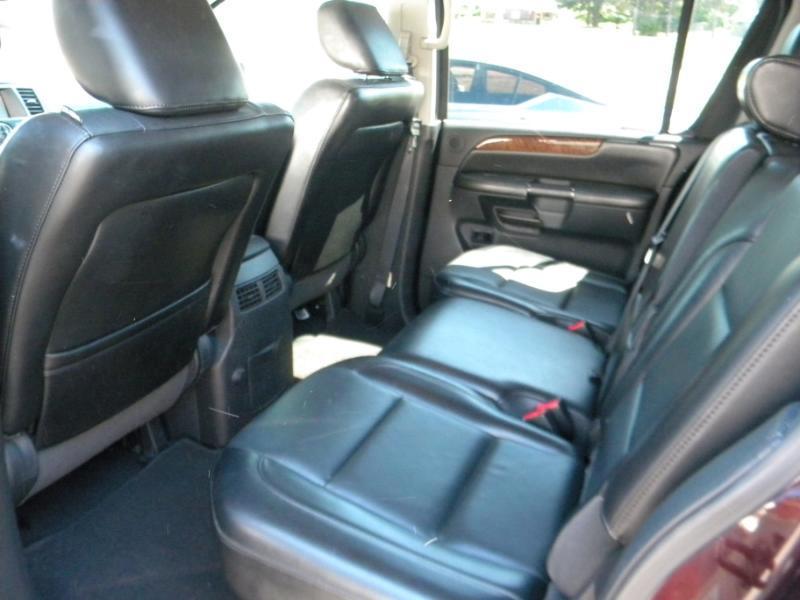 Nissan Armada SL 4WD 2013