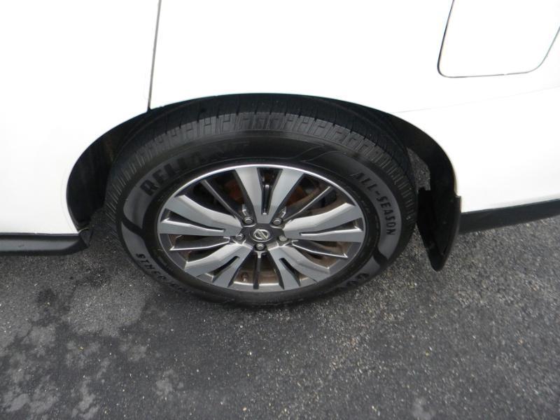 Nissan Pathfinder S 2WD 2018