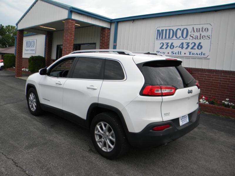 Jeep Cherokee Latitude FWD 2017