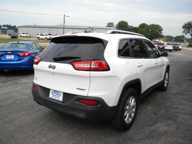 Jeep Cherokee Latitude FWD 2017