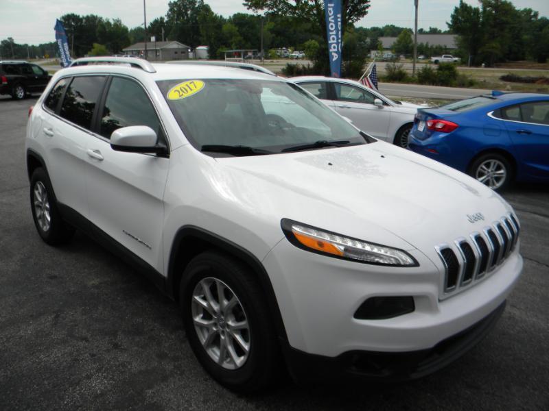 Jeep Cherokee Latitude FWD 2017