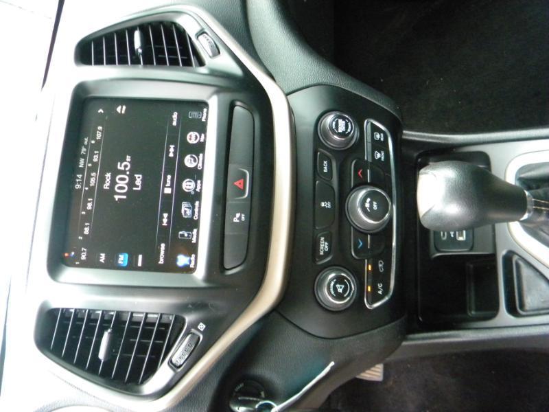 Jeep Cherokee Latitude FWD 2017