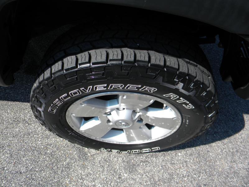 Toyota Tacoma Double Cab Long Bed V6 Auto 4WD 2011