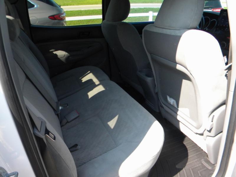 Toyota Tacoma Double Cab Long Bed V6 Auto 4WD 2011